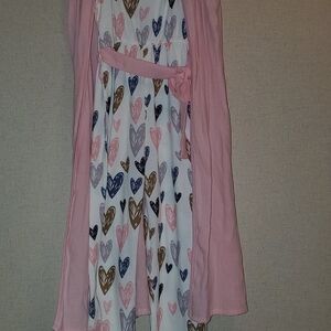 SHEIN Kids Heart Print Nightgown with Pink Wrap